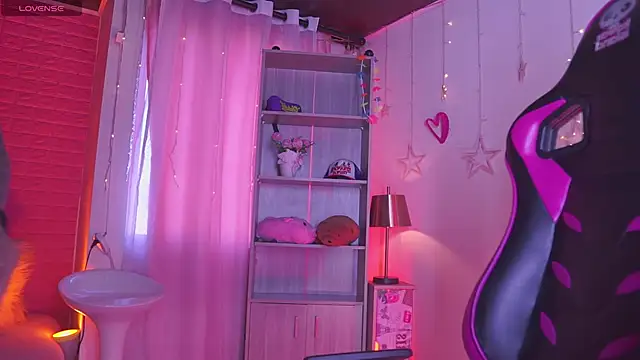 Madison Mayer online show from 23, 9, 2025