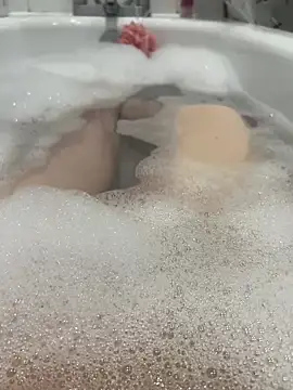 Curvy-Ava33 online show from 17, 3, 2025