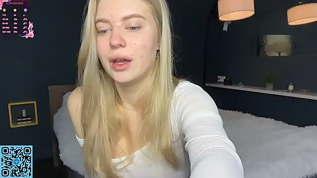 RadiantBliss online show from 12, 10, 2025