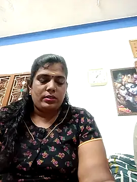 kissmetha online show from 17, 12, 2025