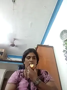 kissmetha online show from 2, 10, 2025