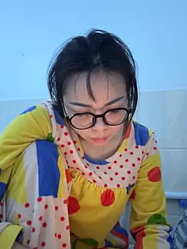 aa520uv online show from 24, 10, 2025