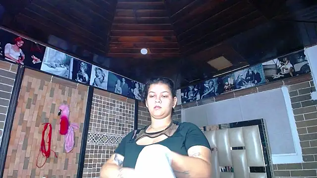 kriss sweetboobs10 online show from 2, 4, 2026