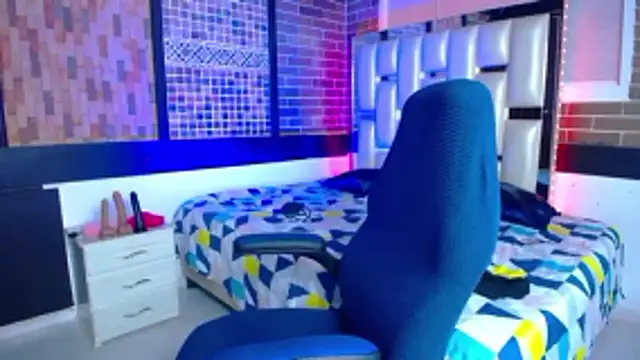 kriss sweetboobs10 online show from 1, 2, 2026