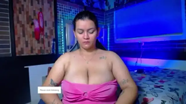 kriss sweetboobs10 online show from 11, 4, 2026