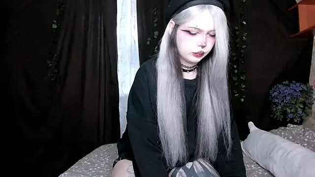 Snapshot of amelia_mays_xx chatting on 16, 11, 2025 amelia mays xx online show from 16, 11, 2025