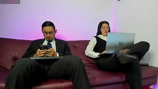 pleasurecompany3 online show from 27, 9, 2025