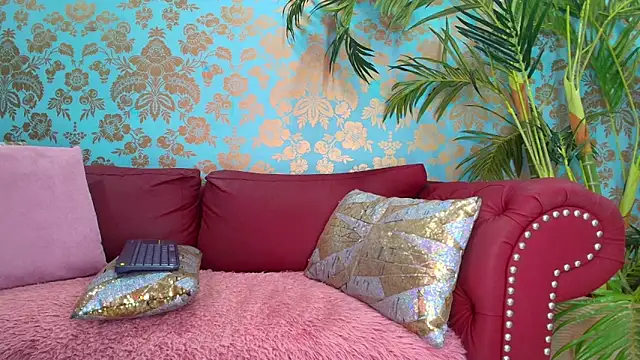 EmmaReyez online show from 4, 12, 2025