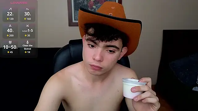 lukeboyce33 online show from 16, 3, 2026