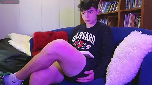 lukeboyce33 online show from 26, 3, 2026