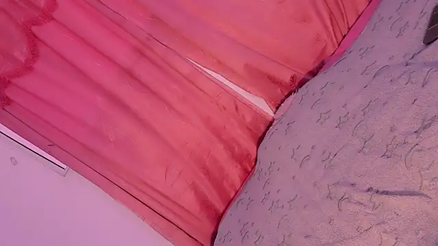 Mariana-ofc online show from 13, 11, 2025