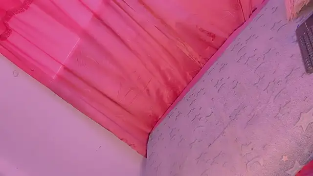 Mariana-ofc online show from 1, 11, 2025