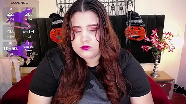 ailyn maury online show from 2, 11, 2025