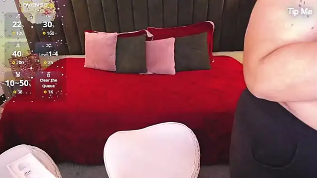 ailyn maury online show from 24, 11, 2025