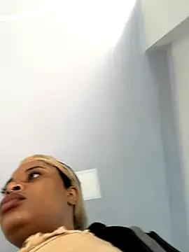 SammyDesire 10 online show from 3, 10, 2025