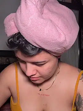 Candy Roose online show from 11, 9, 2025