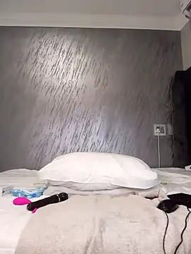 Hotytoty26 online show from 6, 11, 2025