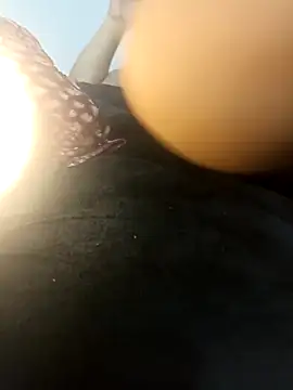 LEIDY LORENA online show from 30, 9, 2025