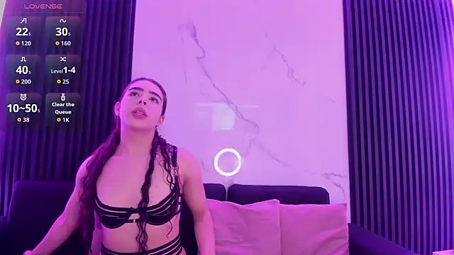 MiaScott5 online show from 29, 10, 2025