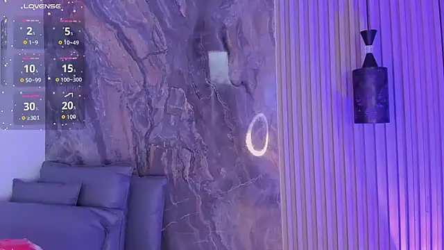 MiaScott5 online show from 21, 9, 2025