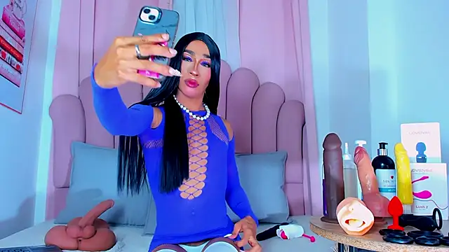 Snapshot of NicoleMadrird chatting on 4, 6, 2026 NicoleMadrird online show from 4, 6, 2026