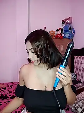 dayancarolina  online show from 13, 3, 2026