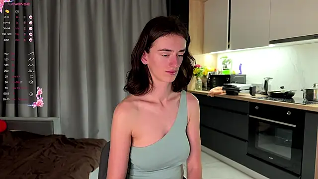 TwinTemptations online show from 21, 9, 2025