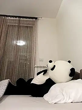 MeCherryy online show from 12, 1, 2026