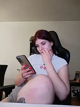 MeCherryy online show from 17, 5, 2026