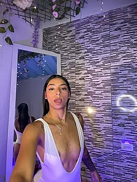 Jasmine Tookens online show from 24, 11, 2025