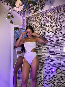 Jasmine Tookens online show from 18, 11, 2025