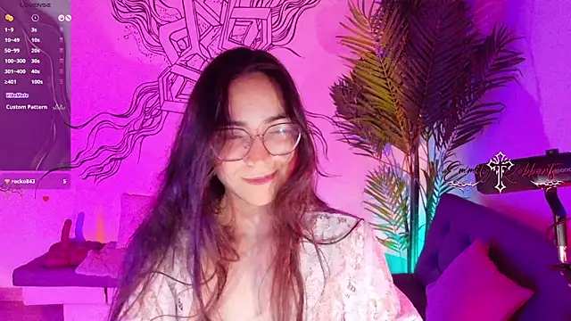 Emmi Roberts online show from 2, 4, 2026