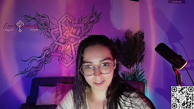 Emmi Roberts online show from 17, 6, 2026