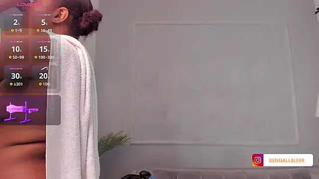 Kendallbleer online show from 19, 9, 2025