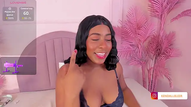 Kendallbleer online show from 5, 11, 2025