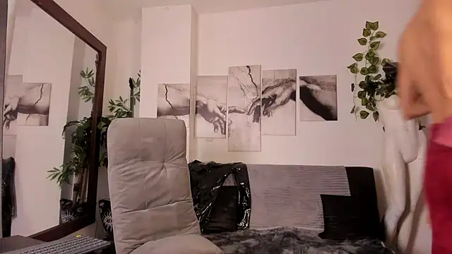 Giotrashy online show from 16, 9, 2025