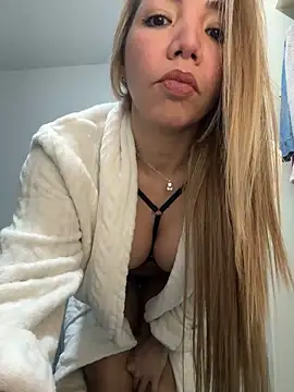 Alyssa 76 online show from 13, 3, 2025