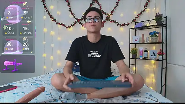 Snapshot of Danny-Swift13 chatting on 15, 3, 2025 Danny-Swift13 online show from 15, 3, 2025