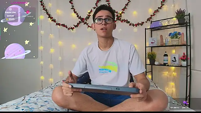 Snapshot of Danny-Swift13 chatting on 18, 3, 2025 Danny-Swift13 online show from 18, 3, 2025