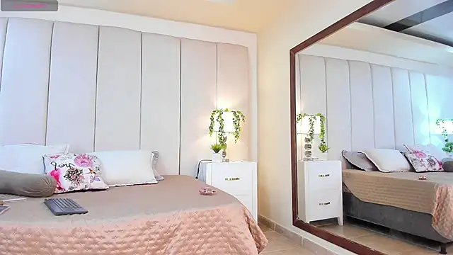 princesssammy2 online show from 14, 10, 2025