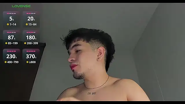 Snapshot of cmzo_ chatting on 1, 2, 2026 cmzo online show from 1, 2, 2026