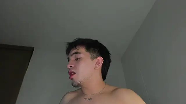 cmzo  online show from 30, 10, 2025