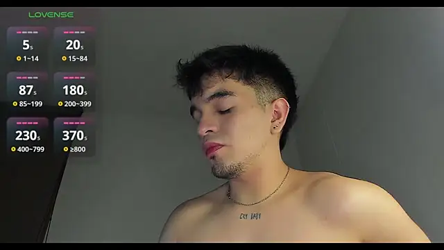 Snapshot of cmzo_ chatting on 19, 1, 2026 cmzo online show from 19, 1, 2026