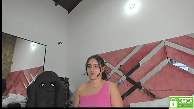 Hanna Evans   online show from 15, 3, 2025