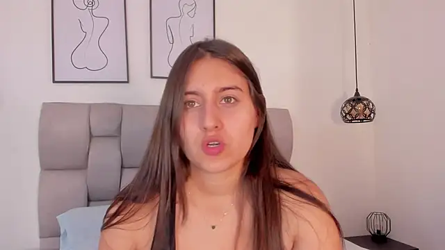 Hanna Evans   online show from 4, 10, 2025