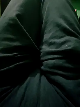 Snapshot of royall_queen chatting on 19, 3, 2025 royall queen online show from 19, 3, 2025