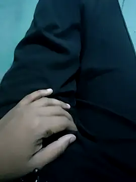 Snapshot of royall_queen chatting on 16, 3, 2025 royall queen online show from 16, 3, 2025