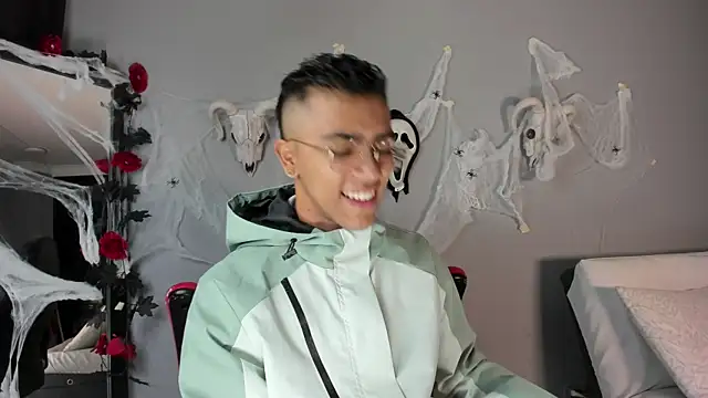 Colstorw  online show from 30, 10, 2025