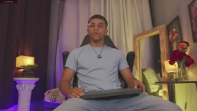 Colstorw  online show from 8, 4, 2026