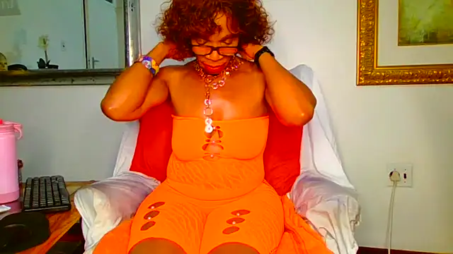 ModelZoee online show from 14, 12, 2025